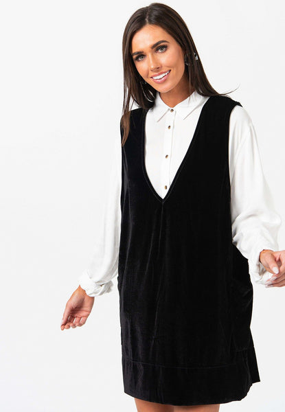 limitless-jumper-velvet-black-